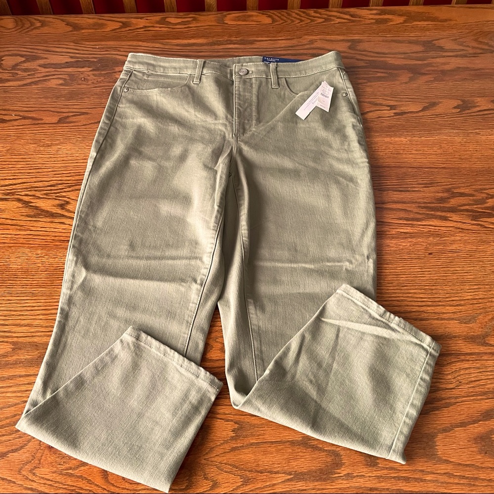 NWT Talbots Jegging Crops